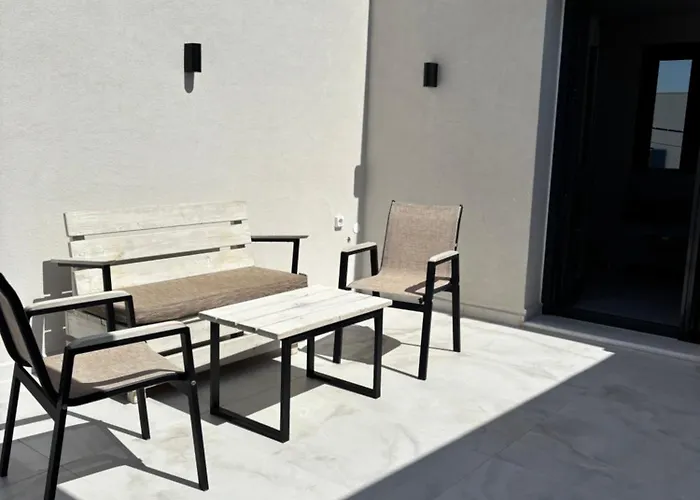 Domuselysia I דירה *